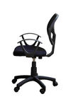 Cadeira ergonômica do computador de escritório domiciliário da tela preta com parte traseira/rodas da malha